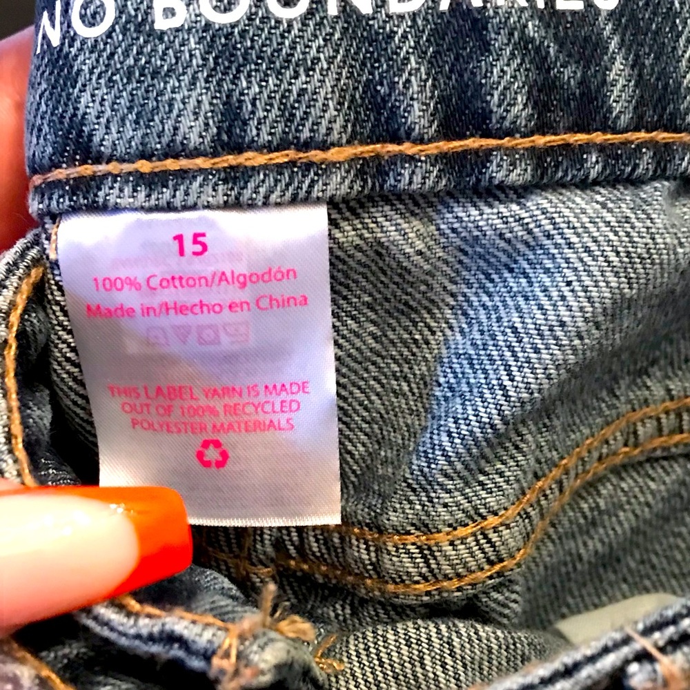 Brand new No Boundaries jeans, size 15!!